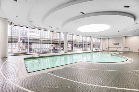Photo 24 at 804 - 12 York Street, Waterfront Communities C1, Toronto