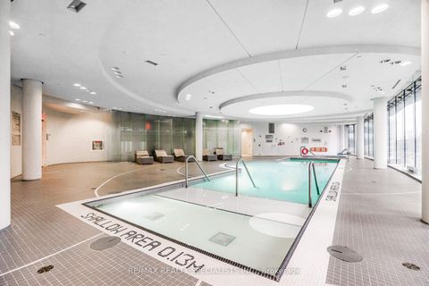 Photo 25 at 804 - 12 York Street, Waterfront Communities C1, Toronto