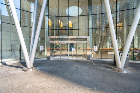 Photo 31 at 804 - 12 York Street, Waterfront Communities C1, Toronto