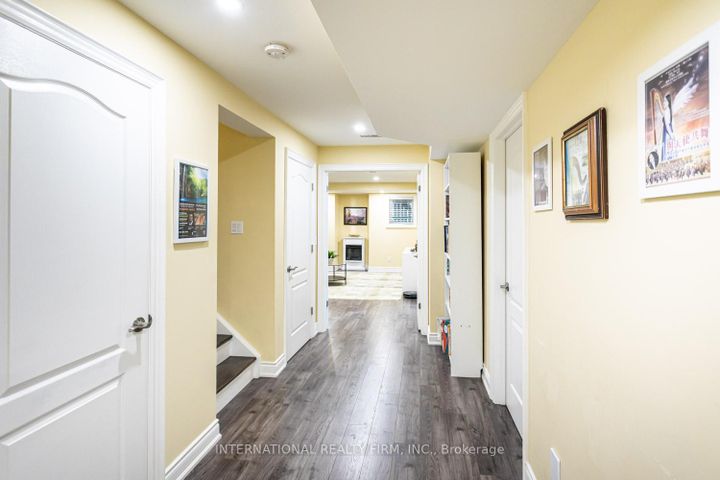 Photo 42 at 2371 QUETICO Crescent, WM Westmount, Oakville