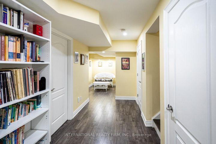 Photo 43 at 2371 QUETICO Crescent, WM Westmount, Oakville