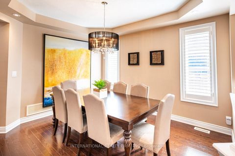 Photo 3 at 2371 QUETICO Crescent, WM Westmount, Oakville