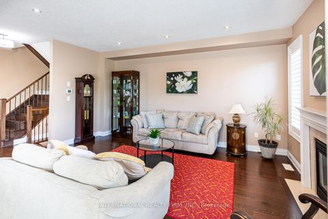 Photo 9 at 2371 QUETICO Crescent, WM Westmount, Oakville