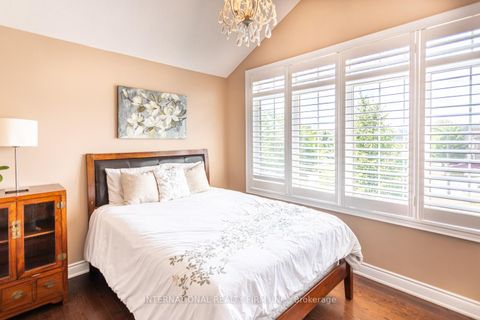 Photo 28 at 2371 QUETICO Crescent, WM Westmount, Oakville