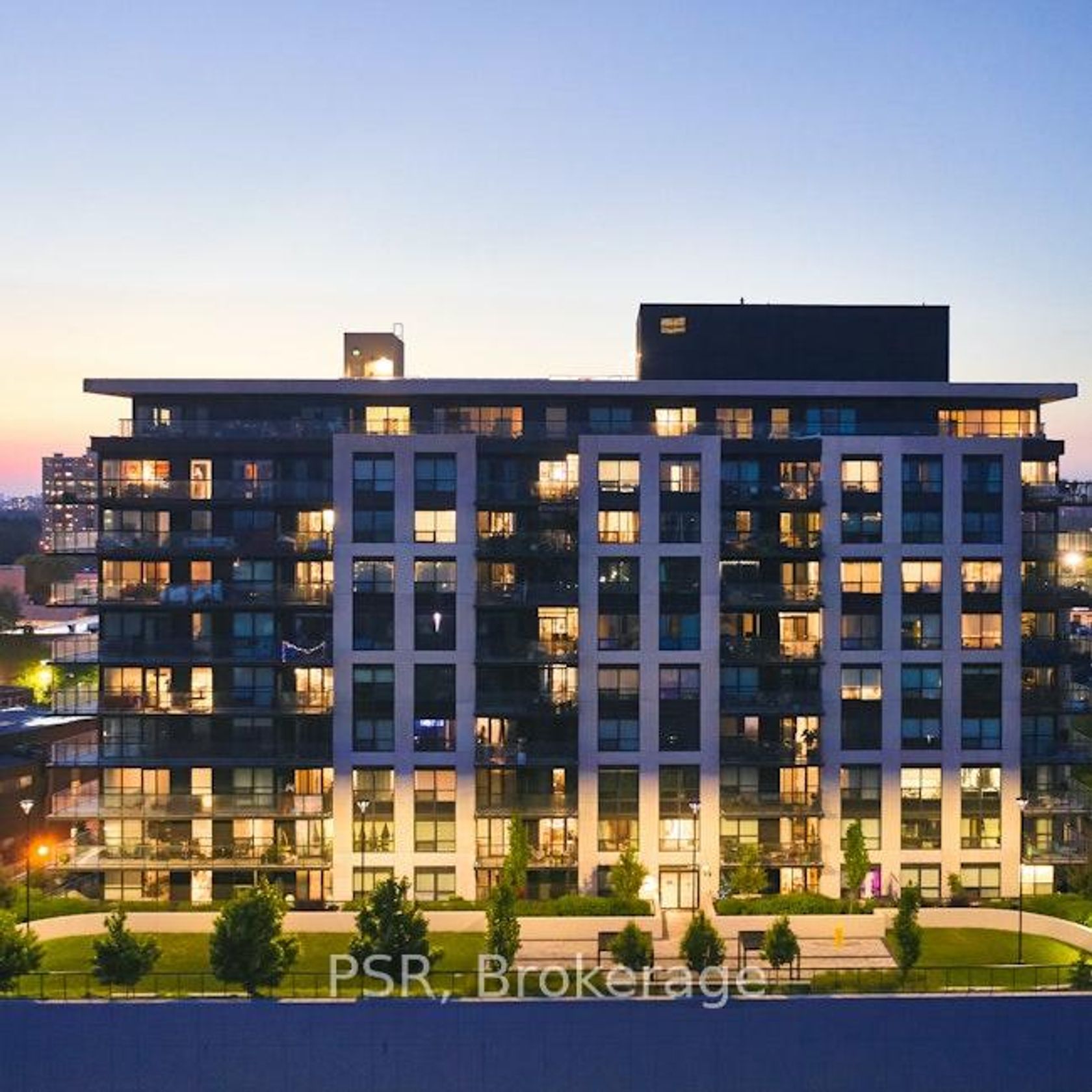 1017 - 8 Trent Avenue, Danforth, Toronto by Loree Meneguzzi Real Estate 1017 - 8 Trent Avenue, Danforth, Toronto