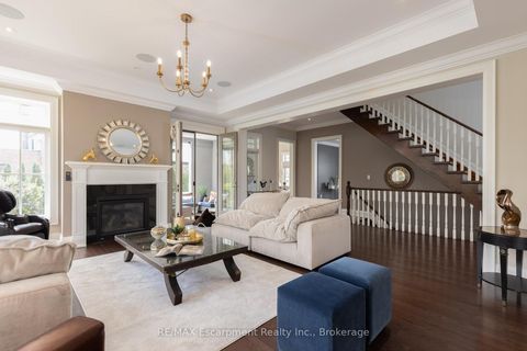 Photo 19 at 21 LAMBERT Common, SW Southwest, Oakville