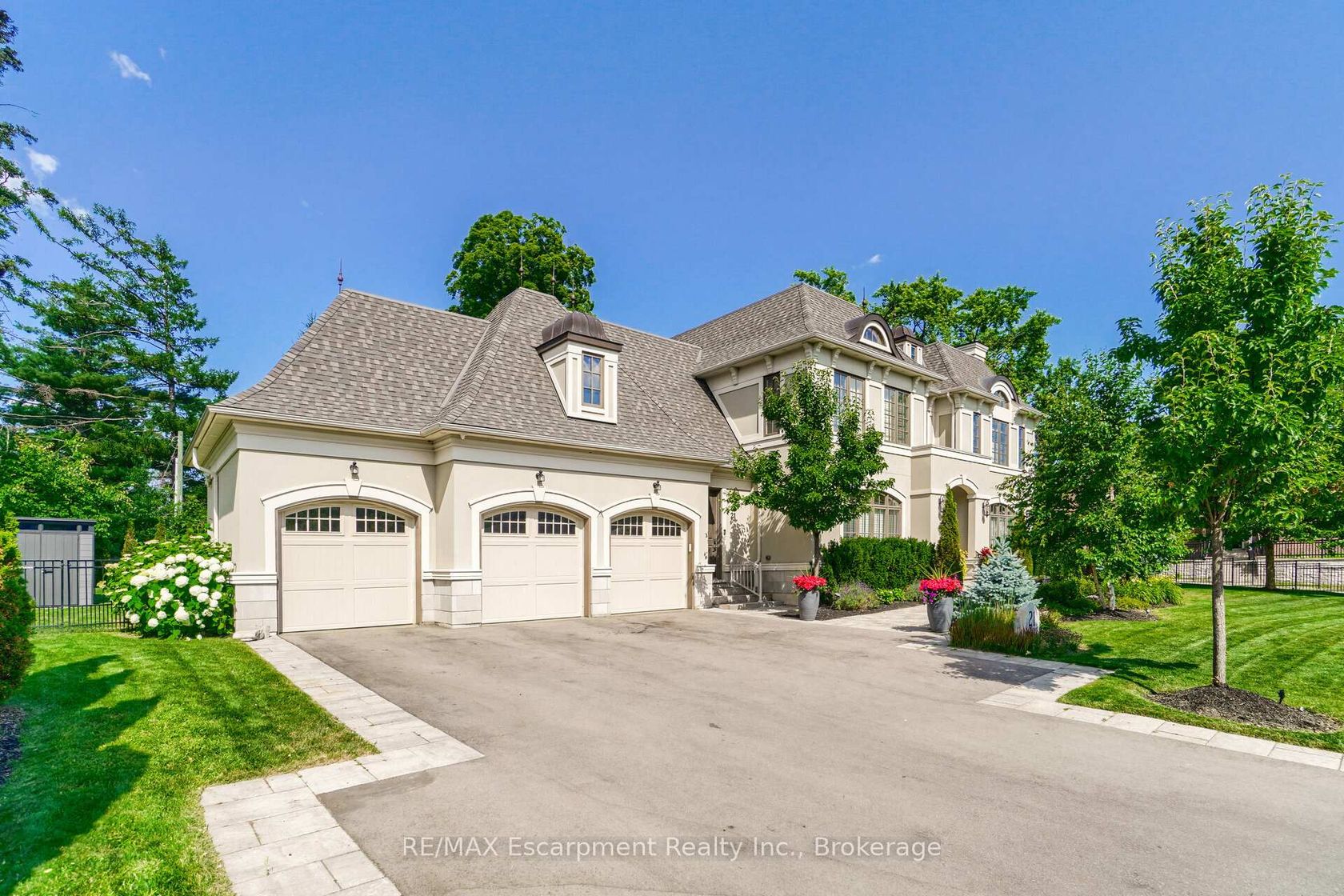 21 LAMBERT Common, SW Southwest, Oakville 