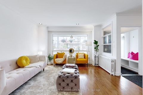 Photo 4 at 105 Livingstone Avenue, Belgravia, Toronto