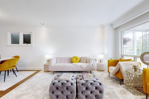 Photo 5 at 105 Livingstone Avenue, Belgravia, Toronto