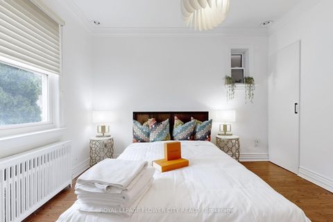 Photo 12 at 105 Livingstone Avenue, Belgravia, Toronto
