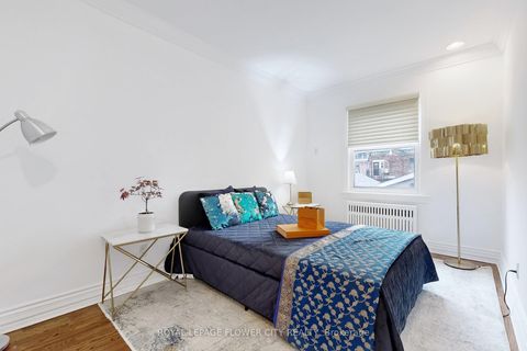 Photo 13 at 105 Livingstone Avenue, Belgravia, Toronto