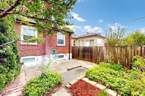 Photo 36 at 105 Livingstone Avenue, Belgravia, Toronto