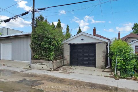 Photo 39 at 105 Livingstone Avenue, Belgravia, Toronto