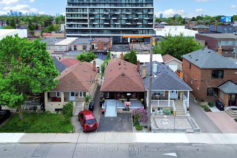Photo 40 at 105 Livingstone Avenue, Belgravia, Toronto