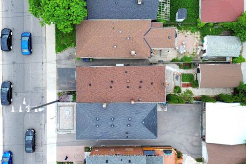 Photo 43 at 105 Livingstone Avenue, Belgravia, Toronto
