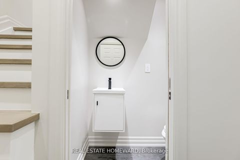 Photo 2 at TH10 - 100 Arbors Lane, West Woodbridge, Vaughan