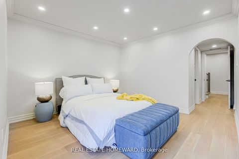 Photo 16 at TH10 - 100 Arbors Lane, West Woodbridge, Vaughan