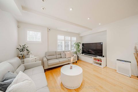 Photo 20 at 1 - 2790 Eglinton Avenue E, Eglinton East, Toronto