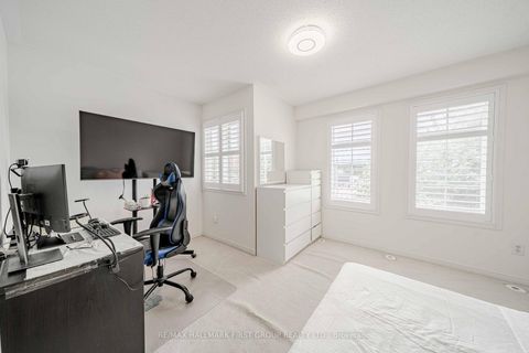 Photo 42 at 1 - 2790 Eglinton Avenue E, Eglinton East, Toronto