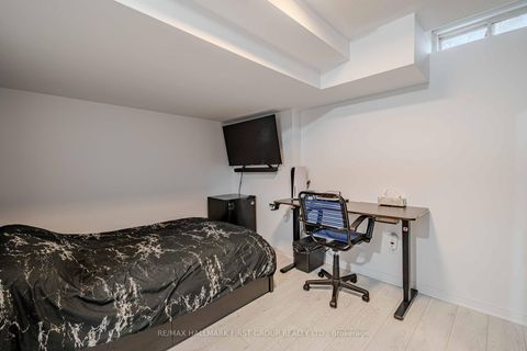 Photo 49 at 1 - 2790 Eglinton Avenue E, Eglinton East, Toronto