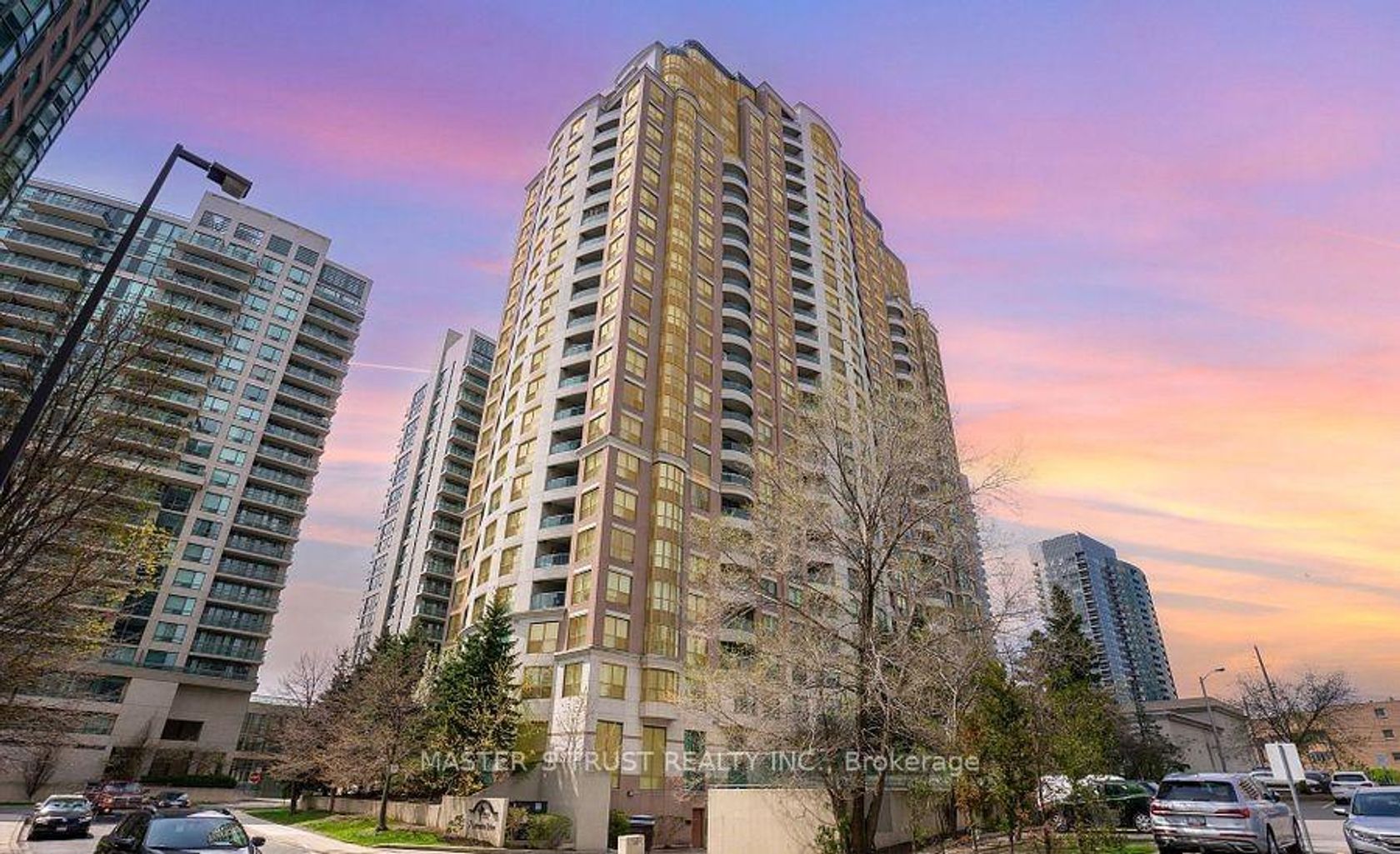 511 - 7 Lorraine Drive, Willowdale West, Toronto 