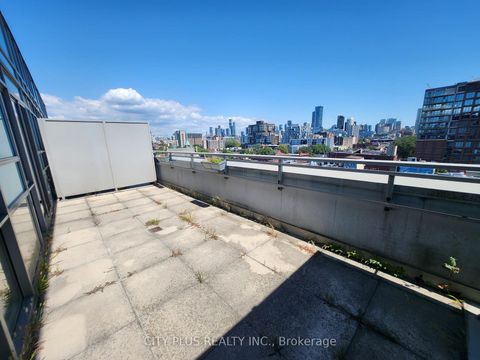 Photo 15 at 611 - 156 Portland Street, Waterfront Communities C1, Toronto