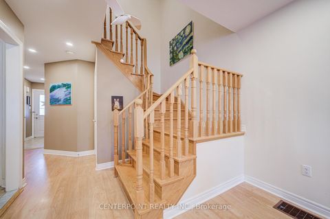 Photo 15 at 55 Amulet Crescent, Rouge Woods, Richmond Hill