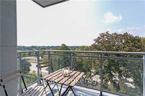 Photo 14 at 619 - 3500 Lakeshore Road W, BR Bronte, Oakville