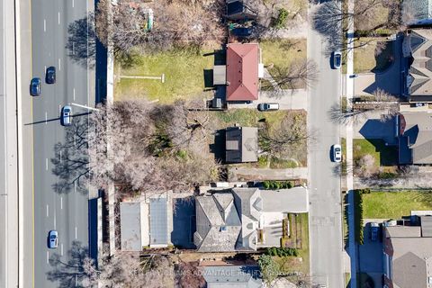 Photo 3 at 144 Upper Canada Drive N, Windfields, Toronto