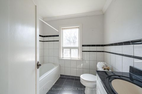 Photo 10 at 144 Upper Canada Drive N, Windfields, Toronto