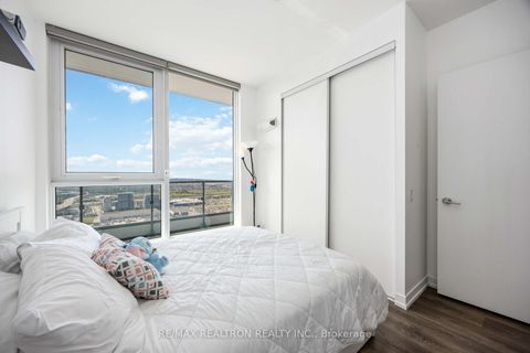 Photo 9 at 4309 - 5 Buttermill Avenue, Vaughan Corporate Centre, Vaughan