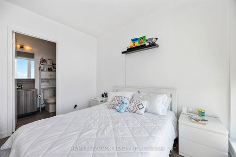 Photo 10 at 4309 - 5 Buttermill Avenue, Vaughan Corporate Centre, Vaughan