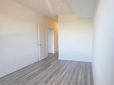 Photo 10 at 222 - 3220 Sheppard Avenue E, Sullivan, Toronto