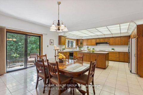 Photo 10 at 5 Weston Wood Road, Humber Heights, Toronto