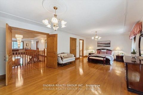 Photo 18 at 5 Weston Wood Road, Humber Heights, Toronto
