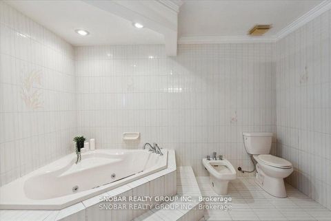 Photo 23 at 5 Weston Wood Road, Humber Heights, Toronto