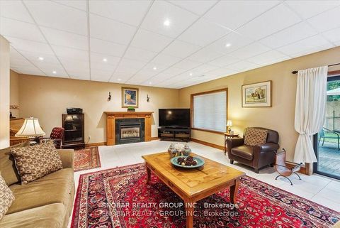 Photo 28 at 5 Weston Wood Road, Humber Heights, Toronto
