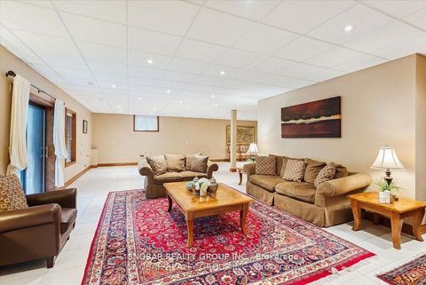 Photo 29 at 5 Weston Wood Road, Humber Heights, Toronto