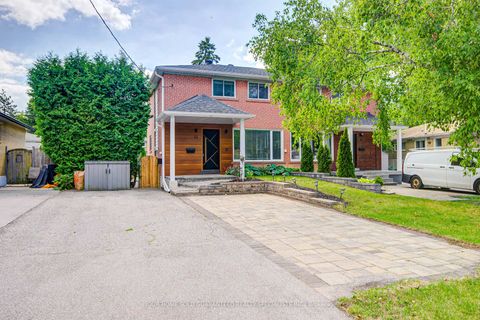 Photo 0 at 44 Davidson Road, Aurora Highlands, Aurora