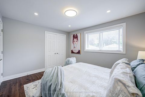 Photo 15 at 44 Davidson Road, Aurora Highlands, Aurora