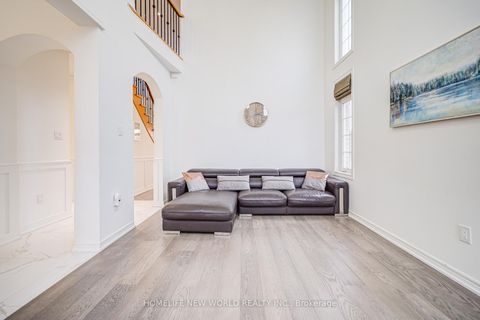 Photo 16 at 46 Teal Crescent, Vellore Village, Vaughan