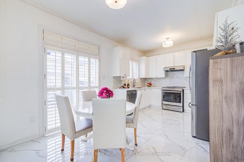 Photo 19 at 46 Teal Crescent, Vellore Village, Vaughan