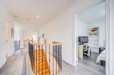 Photo 30 at 46 Teal Crescent, Vellore Village, Vaughan