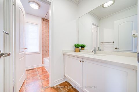 Photo 36 at 46 Teal Crescent, Vellore Village, Vaughan