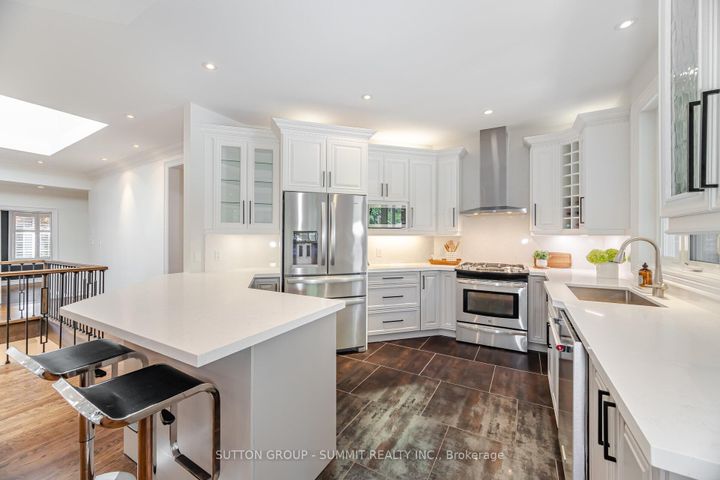Photo 16 at 1195 Crestdale Road, Lorne Park, Mississauga