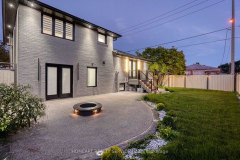 Photo 2 at 35 Munford Crescent, Parkview, Toronto