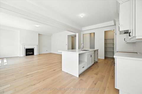 Photo 11 at 3250 Millicent Avenue, GO Glenorchy, Oakville