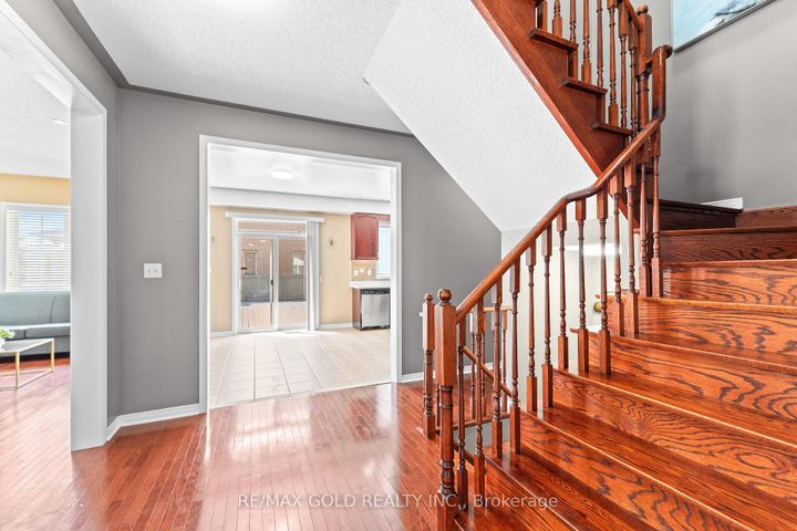 Photo 15 at 12 Smoothrock Trail, Wellington, Brampton
