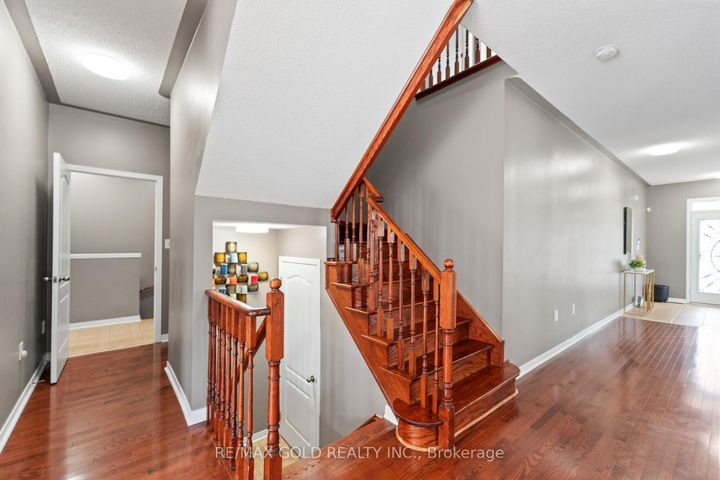 Photo 16 at 12 Smoothrock Trail, Wellington, Brampton