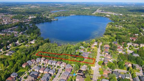 Photo 5 at 246 Douglas Road, Oak Ridges Lake Wilcox, Richmond Hill